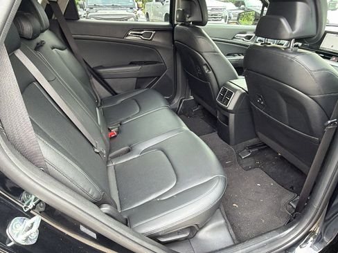 Used 2025 Kia Sportage EX w/ Premium Package FWD image 22
