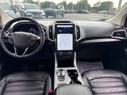 Used 2024 Ford Edge SEL w/ Convenience Package AWD/4WD image 18