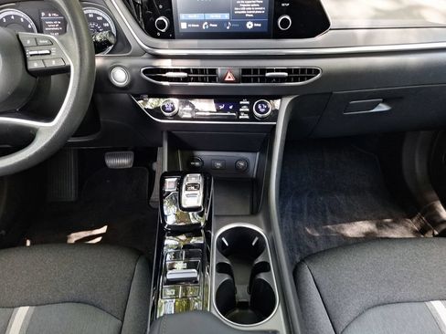 Used 2021 Hyundai Sonata SEL FWD image 18