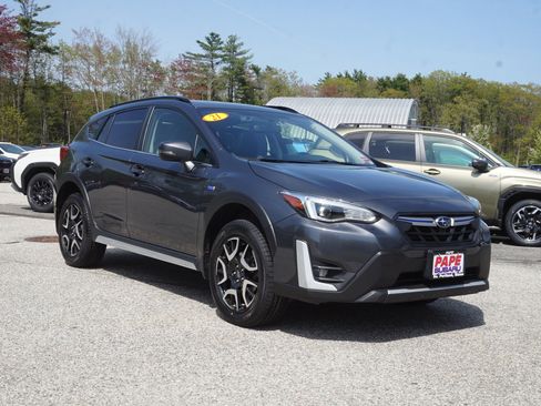 Used 2021 Subaru Crosstrek Hybrid w/ Moonroof Package w/Navigation AWD/4WD image 3
