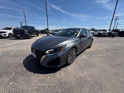 Used 2025 Nissan Altima 2.5 SV