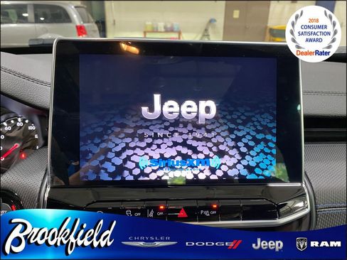 New 2025 Jeep Compass Limited w/ Sun & Sound Group image 20