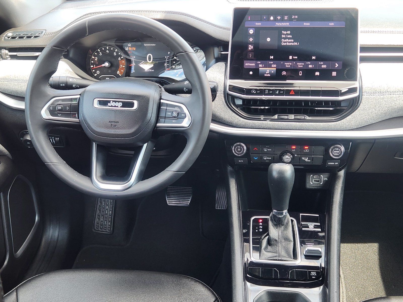 Used 2024 Jeep Compass Latitude AWD/4WD image 31