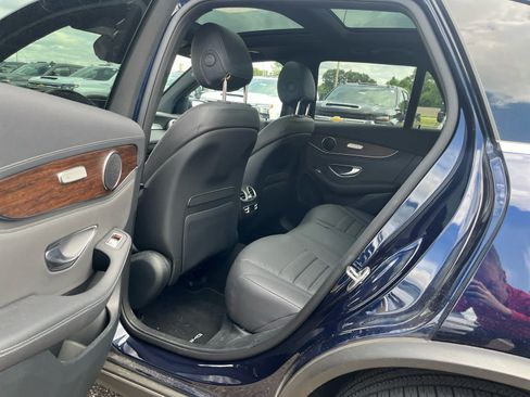Used 2021 Mercedes-Benz GLC 43 AMG 4MATIC image 9