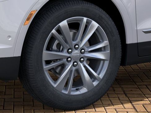 New 2026 Cadillac XT5 Premium Luxury w/ Driver Assist Package AWD/4WD image 9