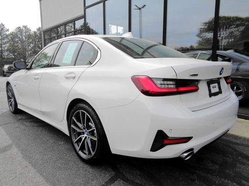 Used 2022 BMW 330e xDrive w/ Driving Assistance Package image 7