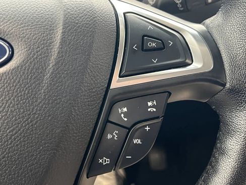 Used 2022 Ford Edge SEL AWD/4WD image 39