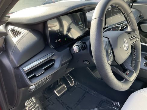 Used 2024 Acura ZDX A-Spec image 19