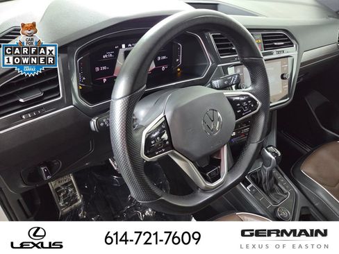 Used 2022 Volkswagen Tiguan SEL R-Line AWD/4WD image 16