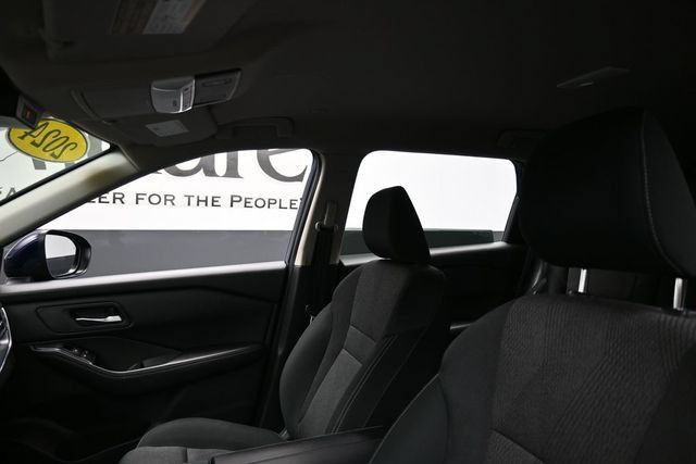 Used 2024 Nissan Rogue SV FWD image 18