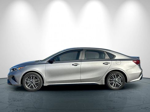 Certified 2024 Kia Forte GT-Line image 7