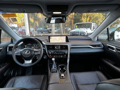 Used 2017 Lexus RX 450h AWD image 36