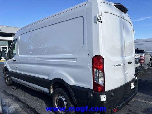 Used 2024 Ford Transit 250 Base image 2