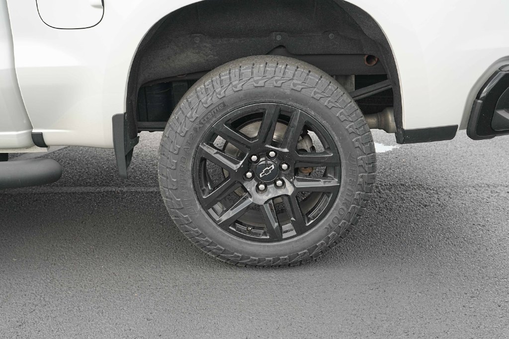 Used 2021 Chevrolet Silverado 1500 LT Trail Boss w/ Bed Protection Package AWD/4WD image 15
