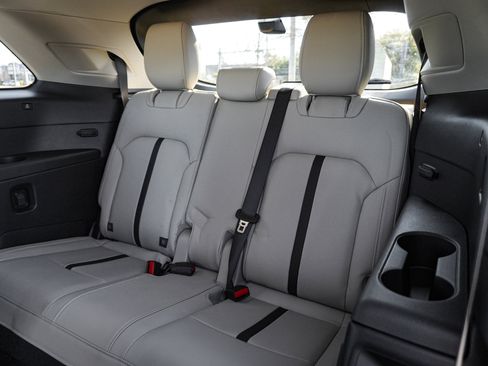 Used 2024 MAZDA CX-90 Plug-In Hybrid w/ Preferred image 30