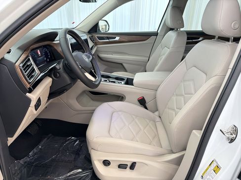 New 2026 Volkswagen Atlas SE image 5