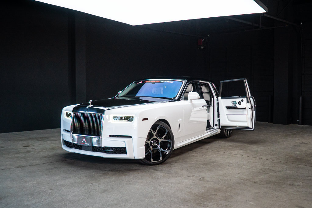 Used 2022 Rolls-Royce Phantom Sedan w/ The Phantom Package RWD image 67