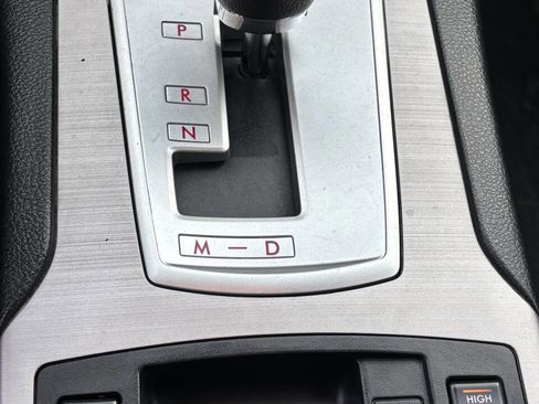 Used 2013 Subaru Outback 2.5i Limited image 24