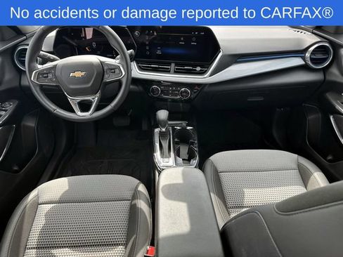 Certified 2024 Chevrolet Trax LT w/ Driver Confidence Package FWD image 16
