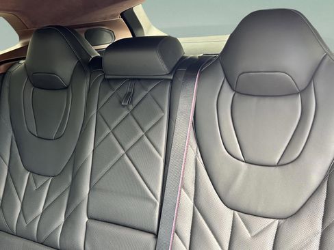 Used 2026 BMW XM Label Red image 31