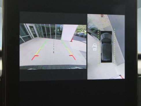 Used 2022 Ford Explorer Platinum w/ Equipment Group 601A image 25