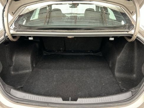 Used 2024 Chevrolet Malibu LT FWD image 7