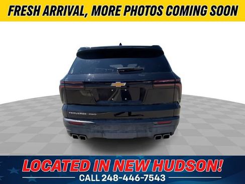 Used 2024 Chevrolet Traverse LS AWD/4WD image 9