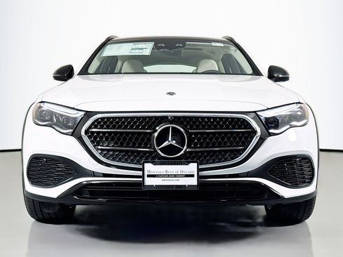 New 2026 Mercedes-Benz E 450 4MATIC All-Terrain Wagon image 2