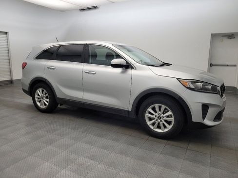 Used 2020 Kia Sorento AWD V6 image 11