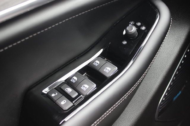 Used 2023 Jeep Grand Cherokee L Overland AWD/4WD image 22
