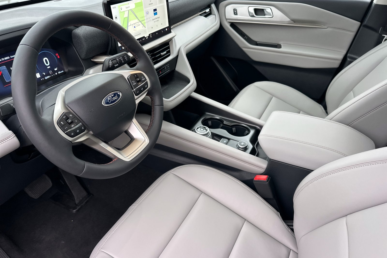 New 2026 Ford Explorer Active w/ Active Comfort Package AWD/4WD image 9