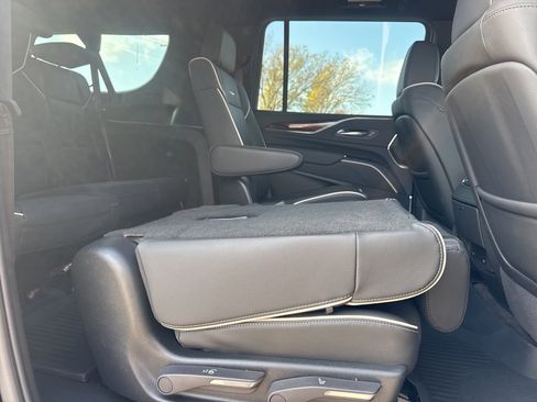 Certified 2024 Cadillac Escalade ESV Premium Luxury w/ Performance Package image 59