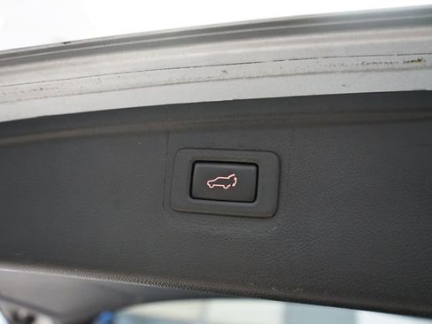 Used 2018 Subaru Outback 2.5i Premium image 45