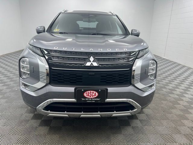 Used 2022 Mitsubishi Outlander SEL AWD/4WD image 3