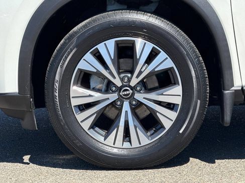 Used 2023 Nissan Rogue SV FWD image 33