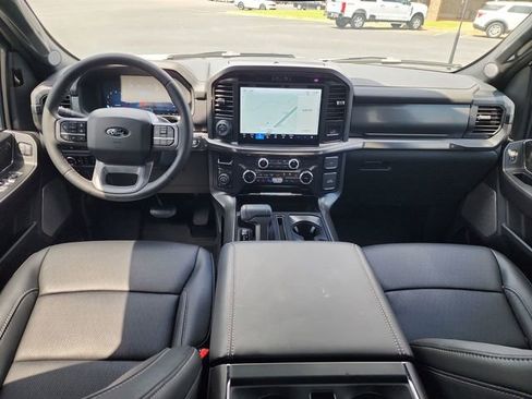 Used 2025 Ford F150 Lariat w/ Equipment Group 501A Mid AWD/4WD image 9