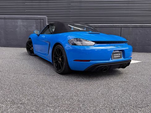 Certified 2025 Porsche 718 Boxster GTS RWD image 3