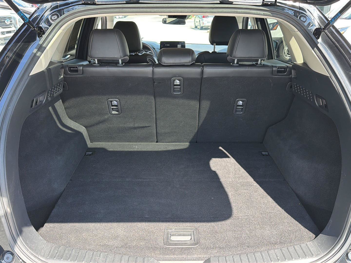 Used 2024 MAZDA CX-5 AWD 2.5 S w/ Select Package image 32