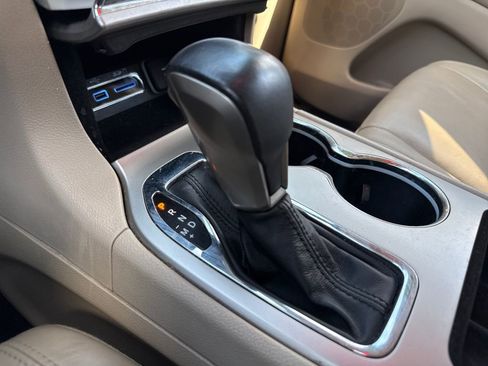 Used 2016 Jeep Grand Cherokee Limited RWD image 24
