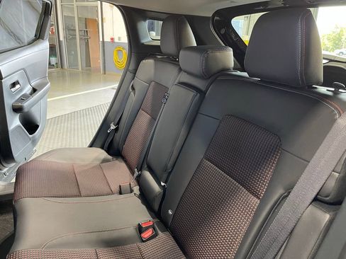 New 2026 Nissan Kicks SR image 16