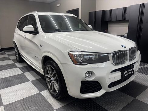 Used 2017 BMW X3 xDrive28i AWD/4WD image 4