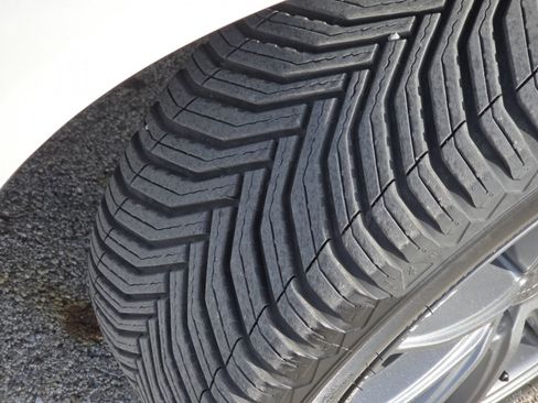 Used 2022 Honda Accord EX-L image 10