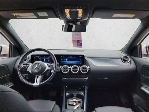 Used 2025 Mercedes-Benz GLA 250 image 18