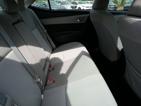 Used 2016 Toyota Corolla LE FWD image 30