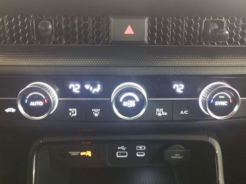 Used 2025 Honda CR-V EX image 11