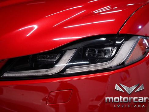 Used 2023 Jaguar F-PACE S AWD/4WD image 11