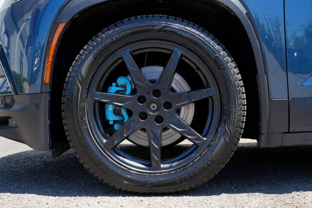 Used 2023 Fisker Ocean Extreme AWD/4WD image 13