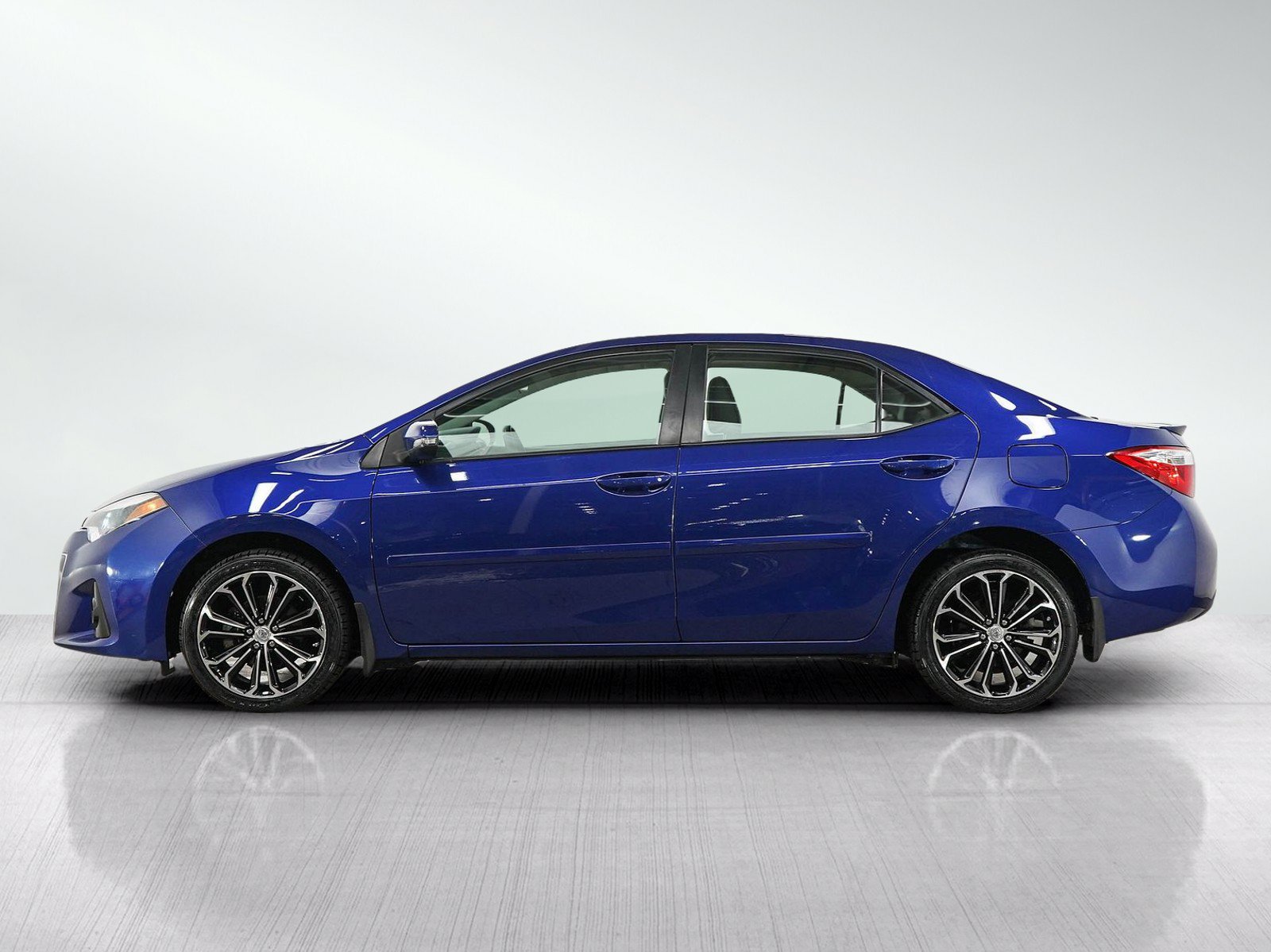 Used 2016 Toyota Corolla S FWD image 2