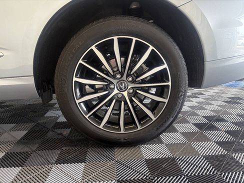 Used 2025 Acura RDX SH-AWD w/ Advance Package image 29