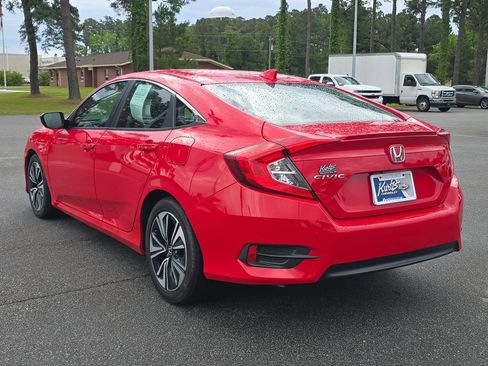 Used 2017 Honda Civic EX-T image 5